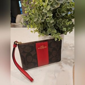 Coach Corner Signature Zip Wallet/ Wristlet